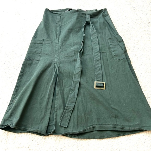 Monroe & Main Dark Green Belted Maxi Skirt - Picture 1 of 3